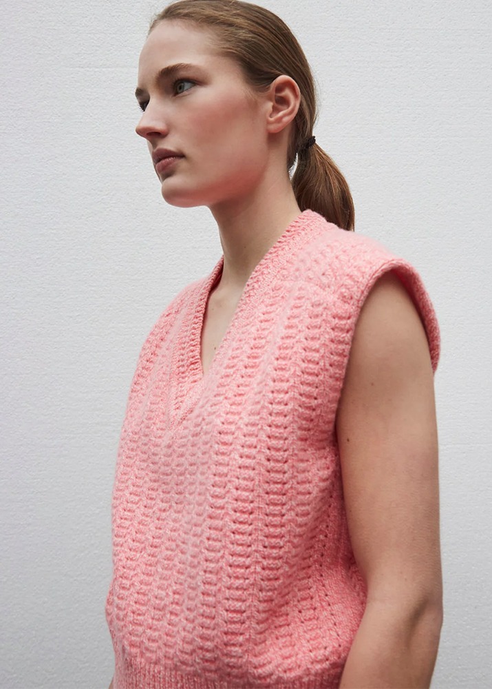 Knit Top With Large Wheat-Sheaf Stitches Bubblegum