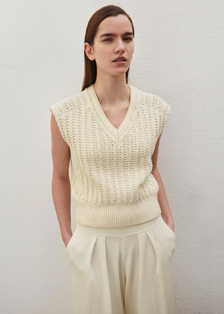 Molli Knit Top With Large Wheat-Sheaf Stitches